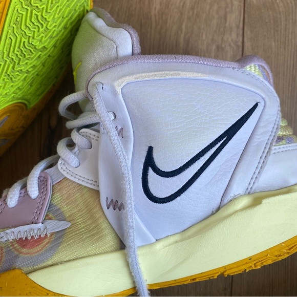 Nike Kyrie Infinity GS 'Pyramid' Multicolor Basketball Shoes GS Size 6Y - Picture 13 of 13